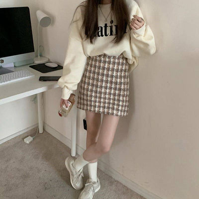 Elegant Ladies' Tall Waist Checkered Wool Skirt